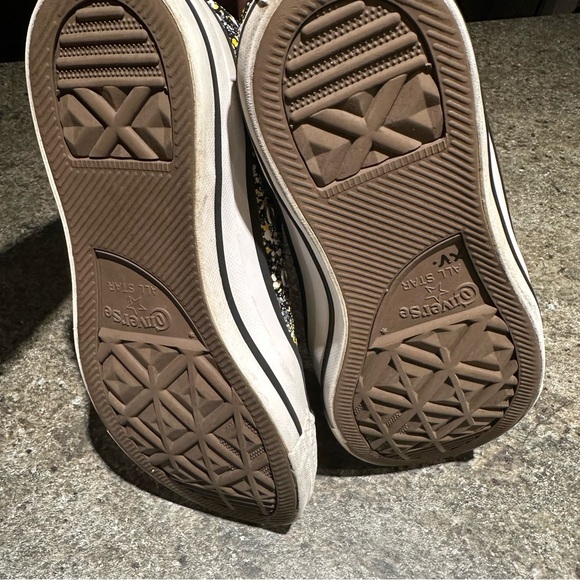 Converse Graffiti High-Tops - Picture 5 of 10